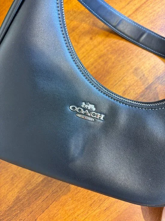 Coach Teri Hobo Bag in Black Leather with Silver Hardware - Picture 3 of 7
